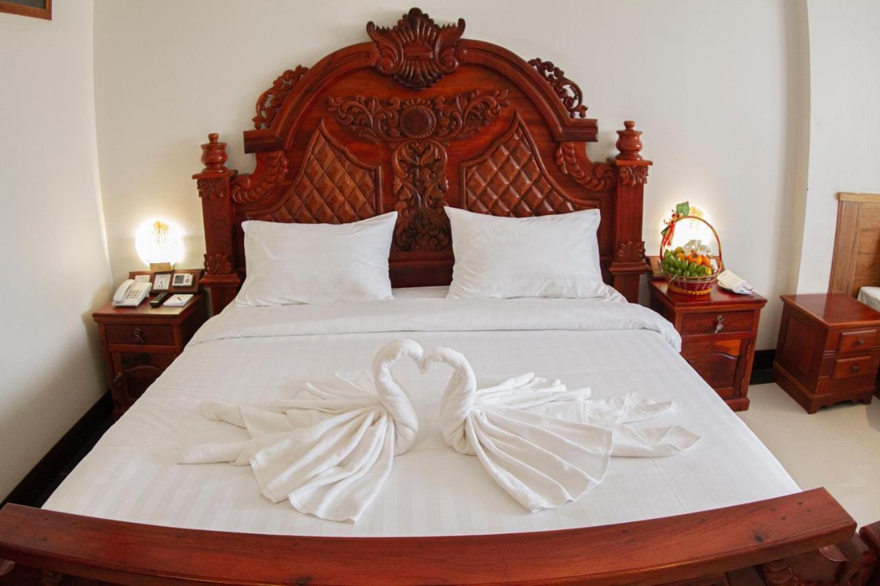 Kampong Thom Palace Hotel Zewnętrze zdjęcie