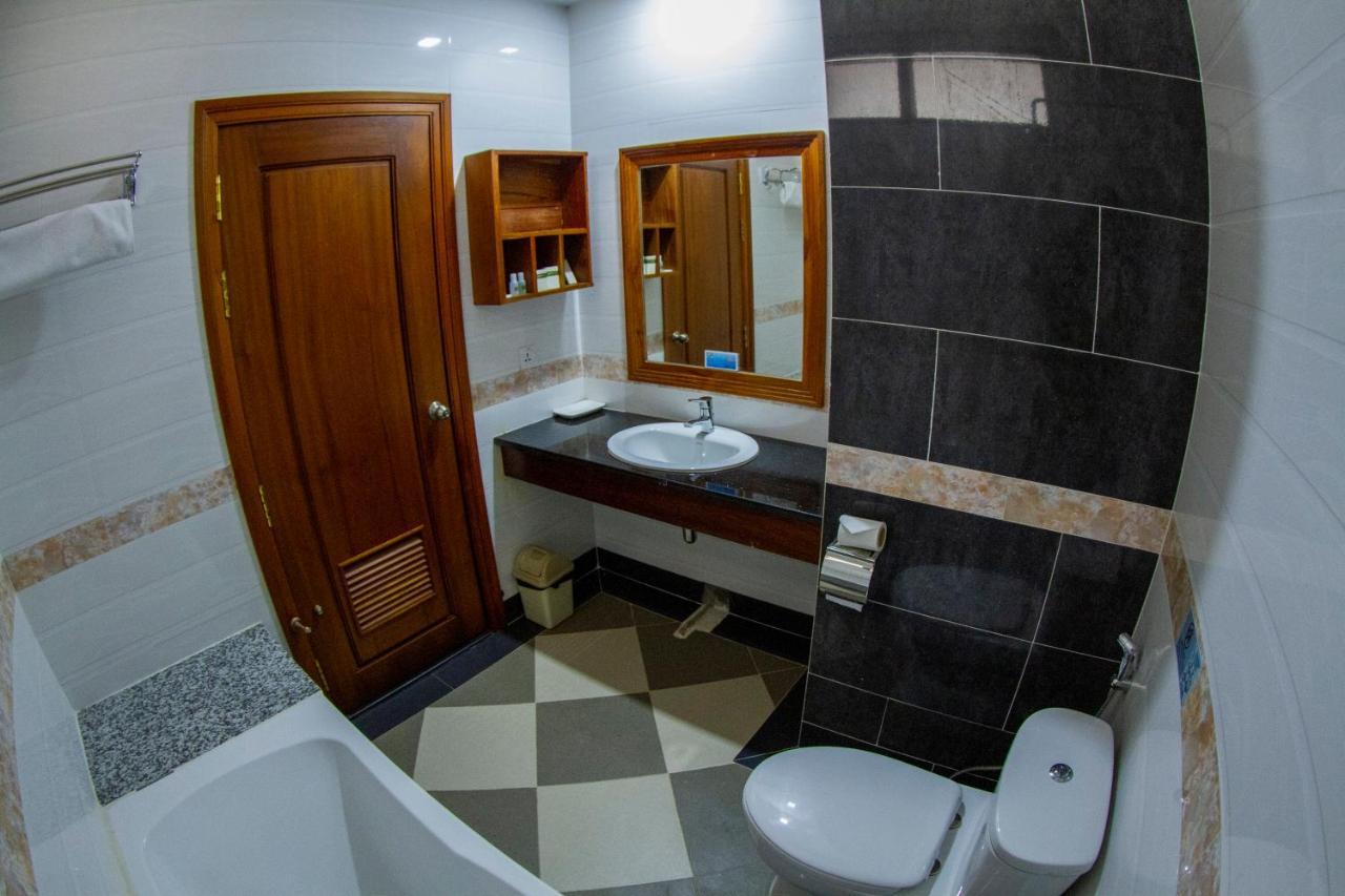 Kampong Thom Palace Hotel Zewnętrze zdjęcie