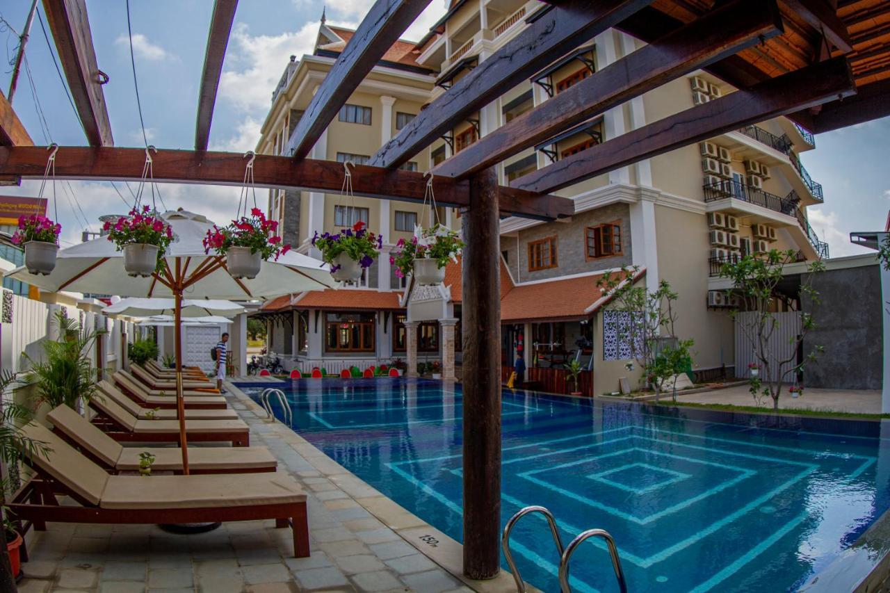 Kampong Thom Palace Hotel Zewnętrze zdjęcie