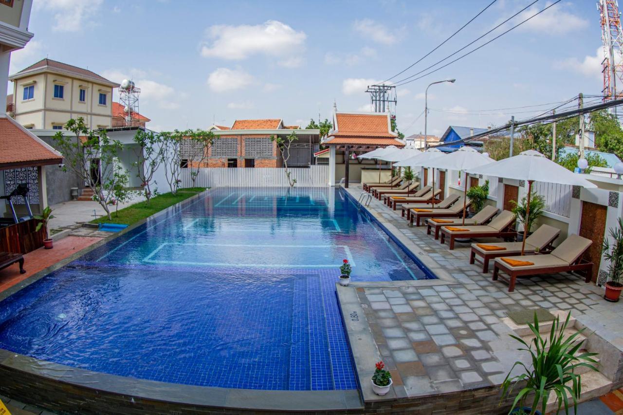 Kampong Thom Palace Hotel Zewnętrze zdjęcie