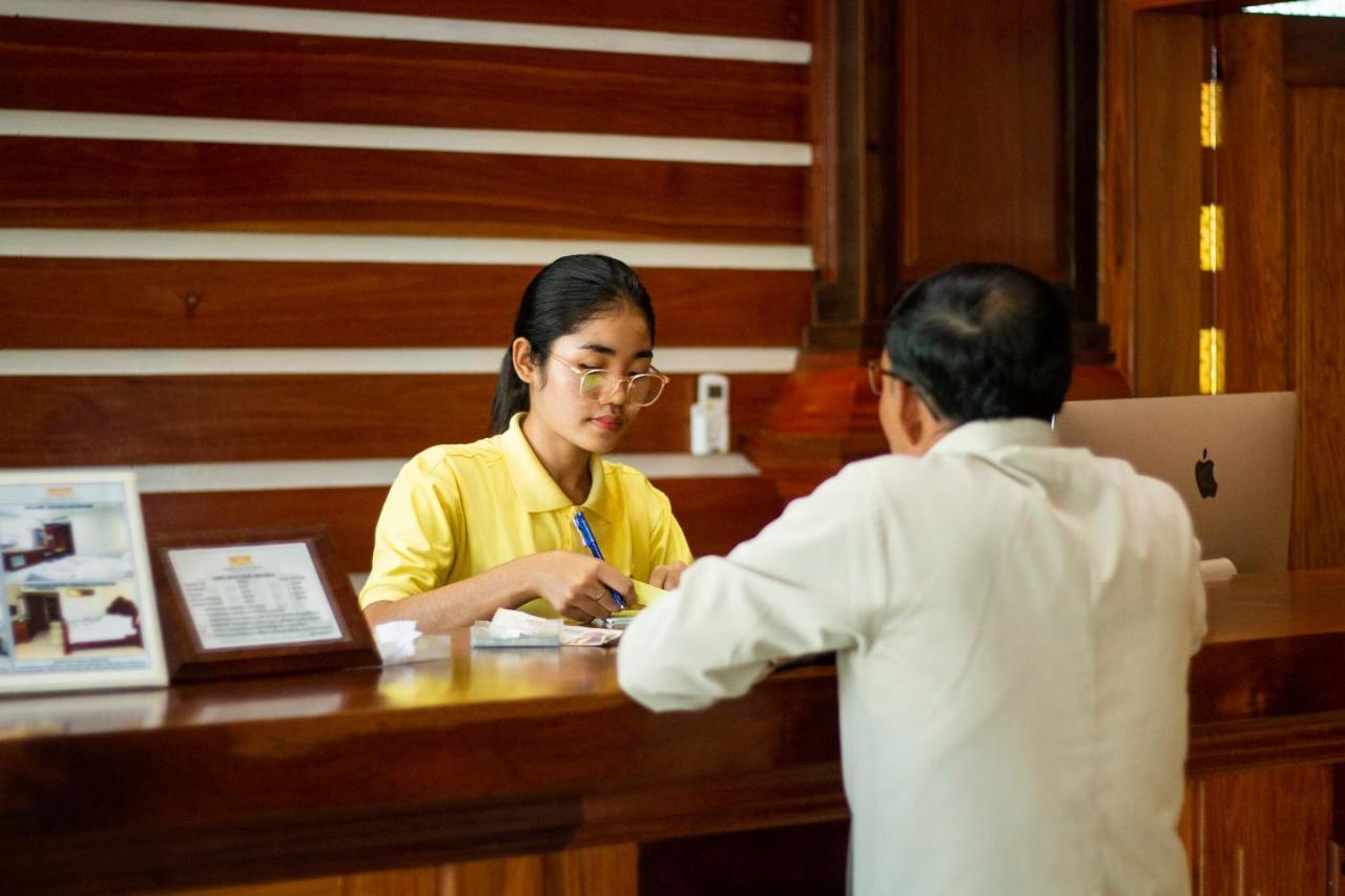 Kampong Thom Palace Hotel Zewnętrze zdjęcie