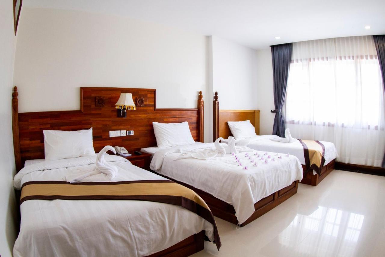 Kampong Thom Palace Hotel Zewnętrze zdjęcie